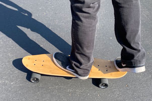 Tail stance